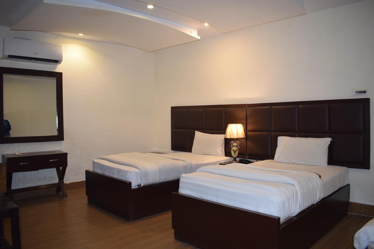 Hotel Pak Continental ملتان المظهر الخارجي الصورة