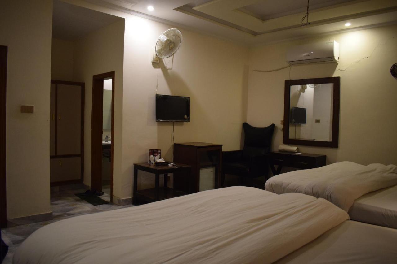 Hotel Pak Continental ملتان المظهر الخارجي الصورة