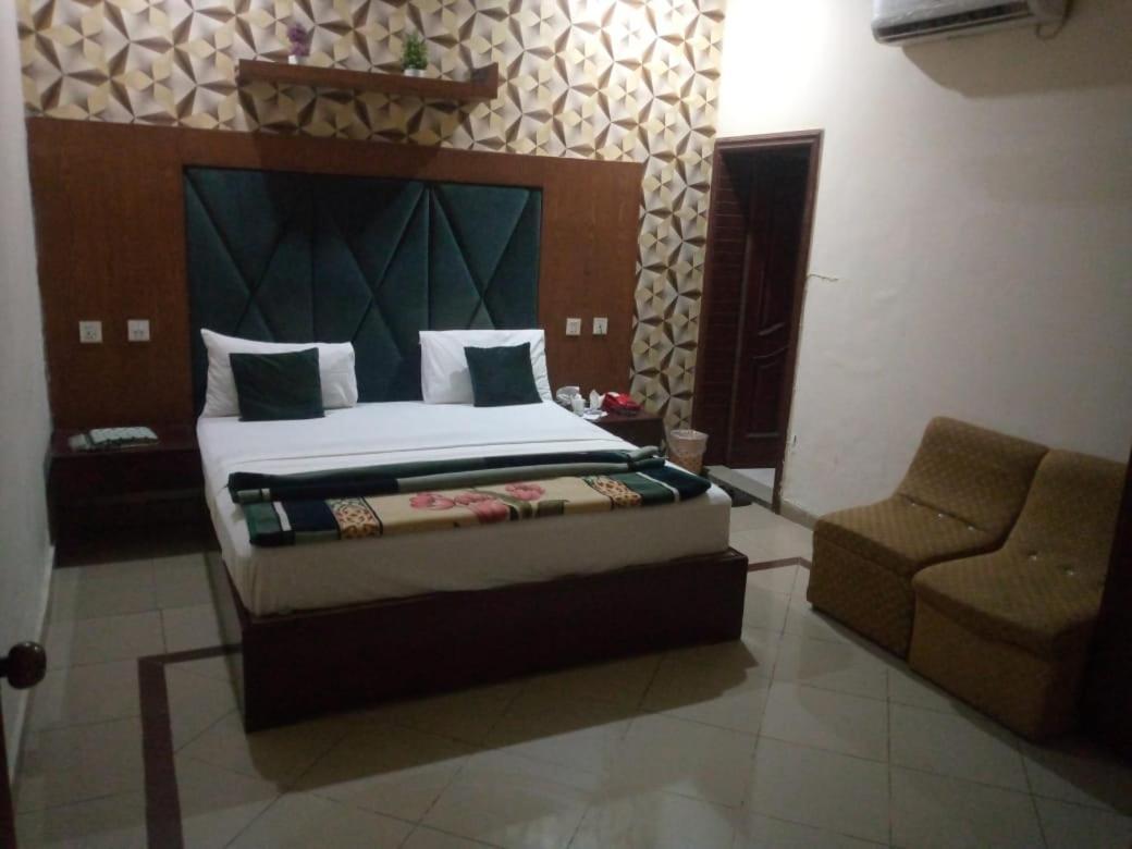 Hotel Pak Continental ملتان المظهر الخارجي الصورة