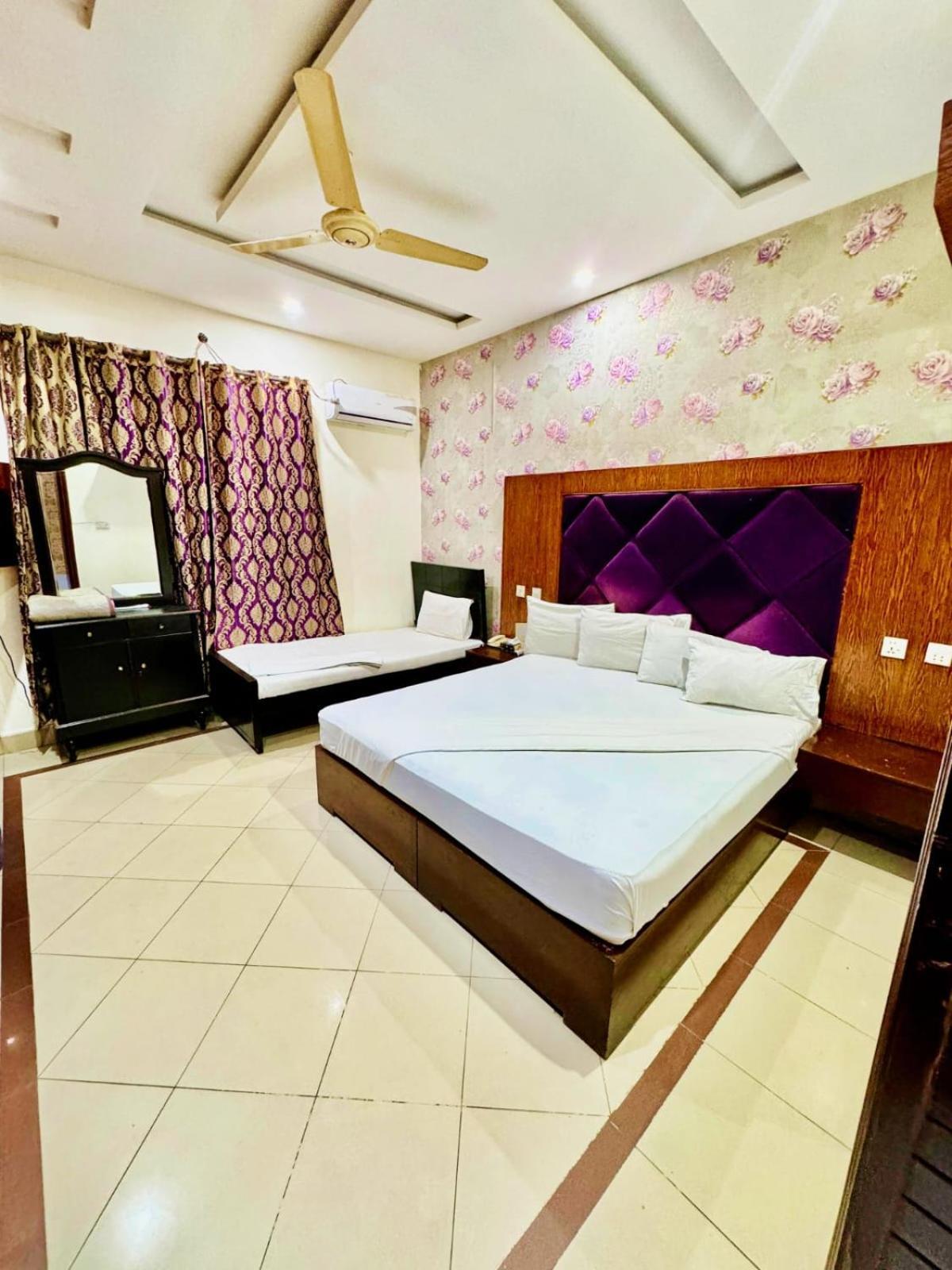 Hotel Pak Continental ملتان المظهر الخارجي الصورة
